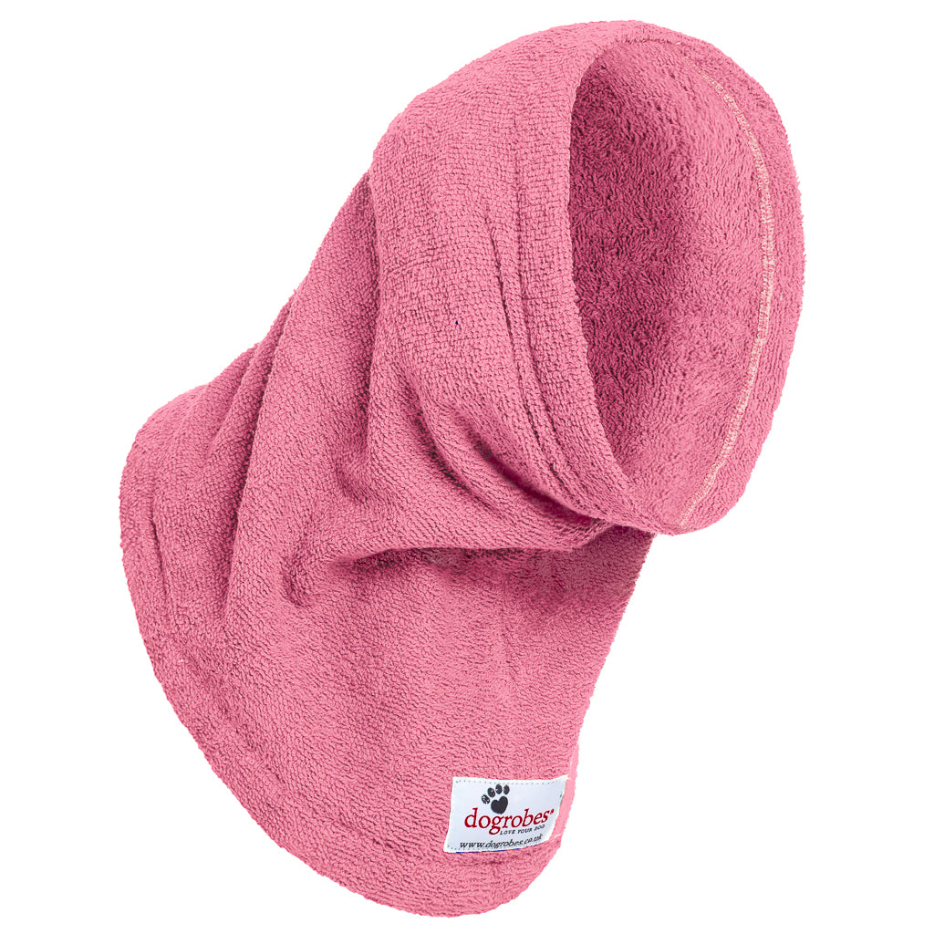 Dogrobe snoods are trusted and loved by dogs’ owners and their pets as they are ideal for drying your dog's head, neck and ears. Dog snood in pink.