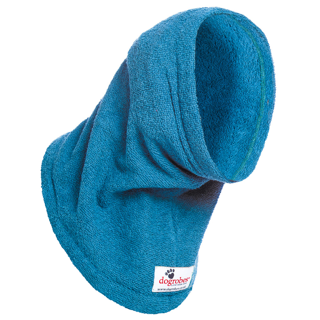 Dogrobe snoods are trusted and loved by dogs’ owners and their pets as they are ideal for drying your dog&#39;s head, neck and ears. Dog snood in teal.