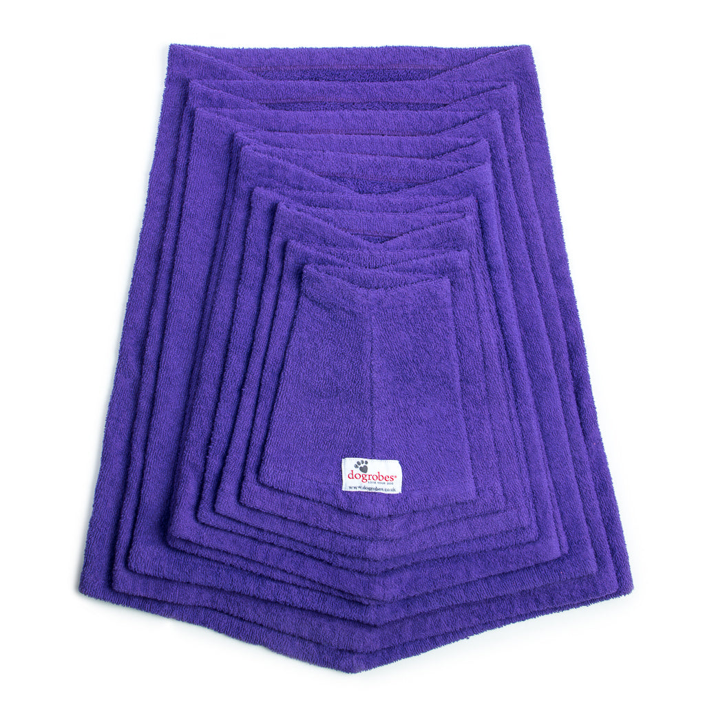 Dogrobe snoods are trusted and loved by dogs’ owners and their pets as they are ideal for drying your dog&#39;s head, neck and ears. Dog snood in purple. Available in sizes Mini to XXXL.